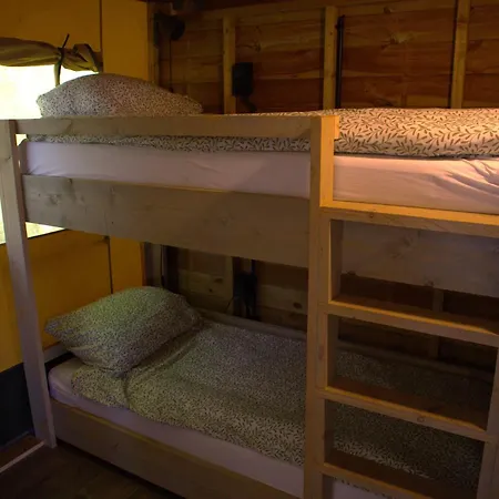 Glampingtent De Deiling, De Woudhaven De Woude