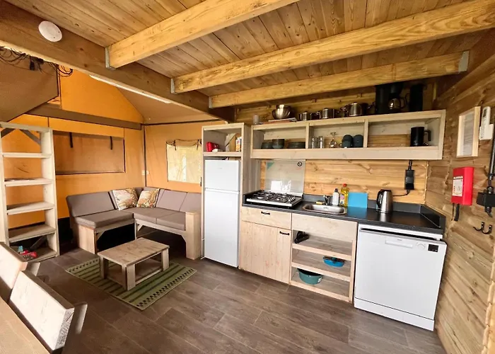 Luxuszelt Glampingtent De Deiling, De Woudhaven