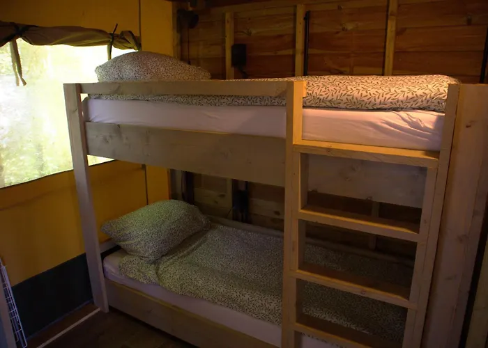 Glampingtent De Deiling, De Woudhaven De Woude