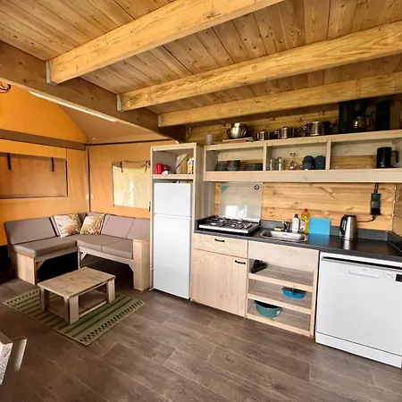 럭셔리텐트 Glampingtent De Deiling, De Woudhaven